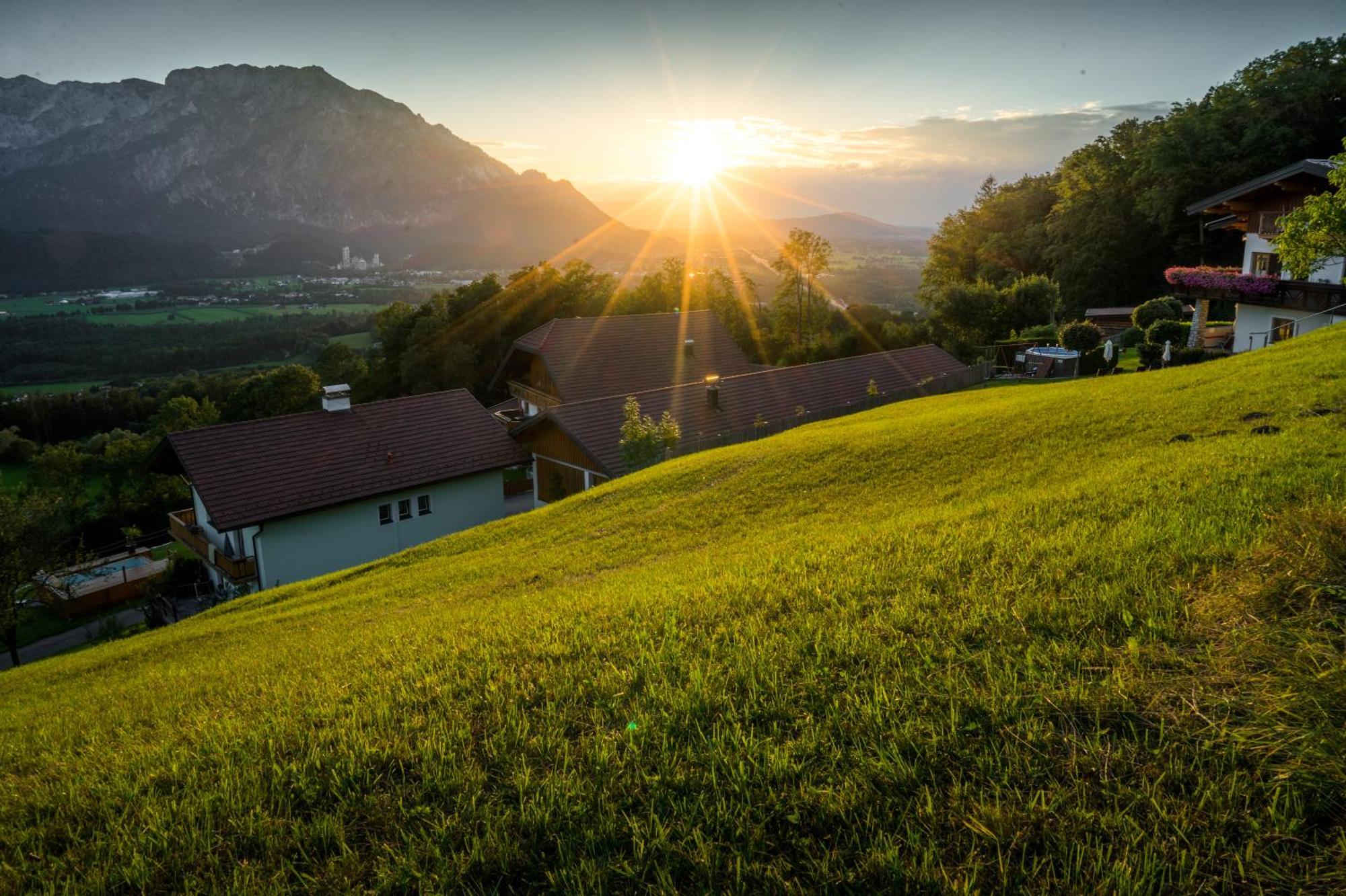 Landhaus Armstorfer Apartment Puch bei Hallein Exterior photo